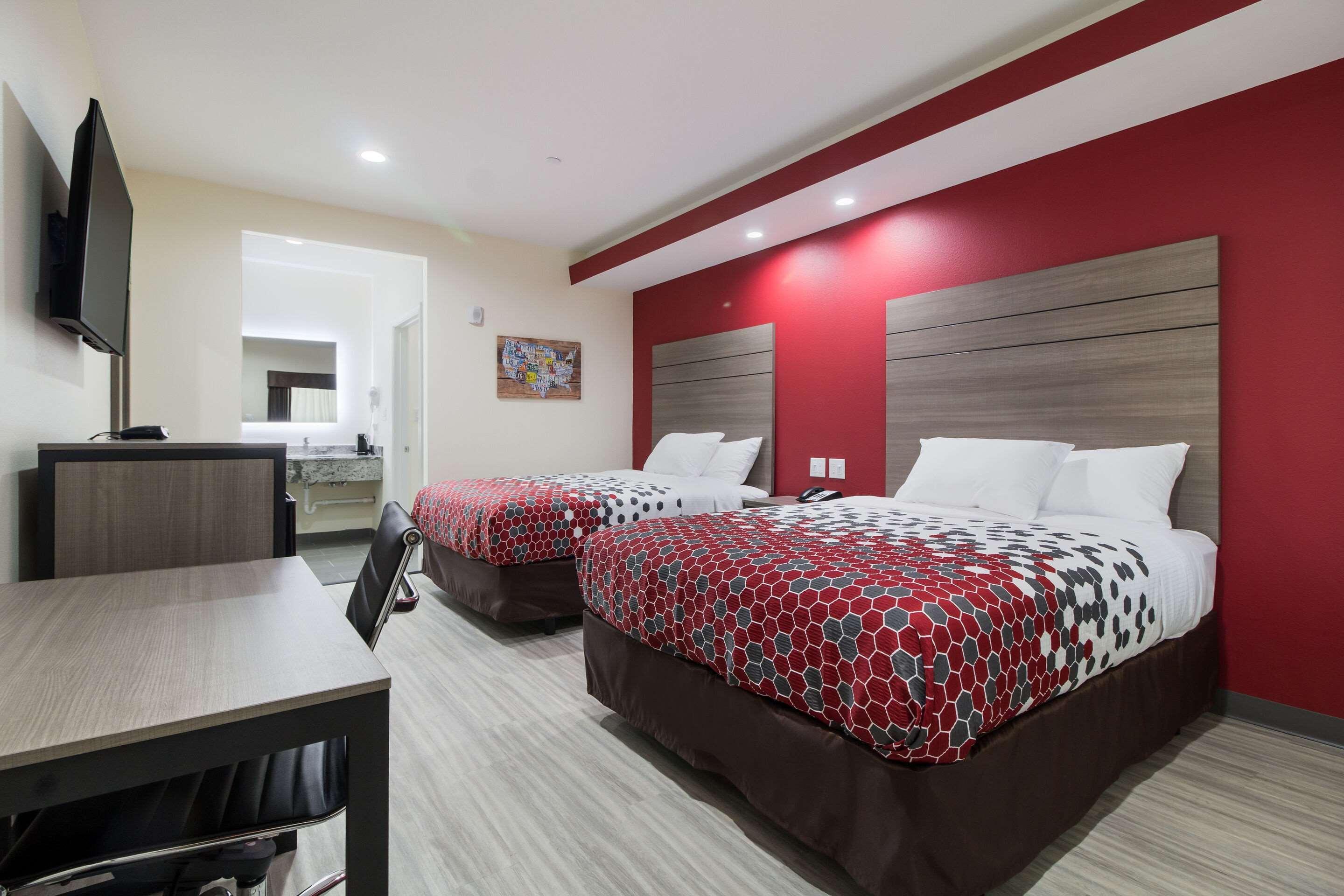 Regency Inn & Suites Humble Fm1960 - Iah Airport 外观 照片
