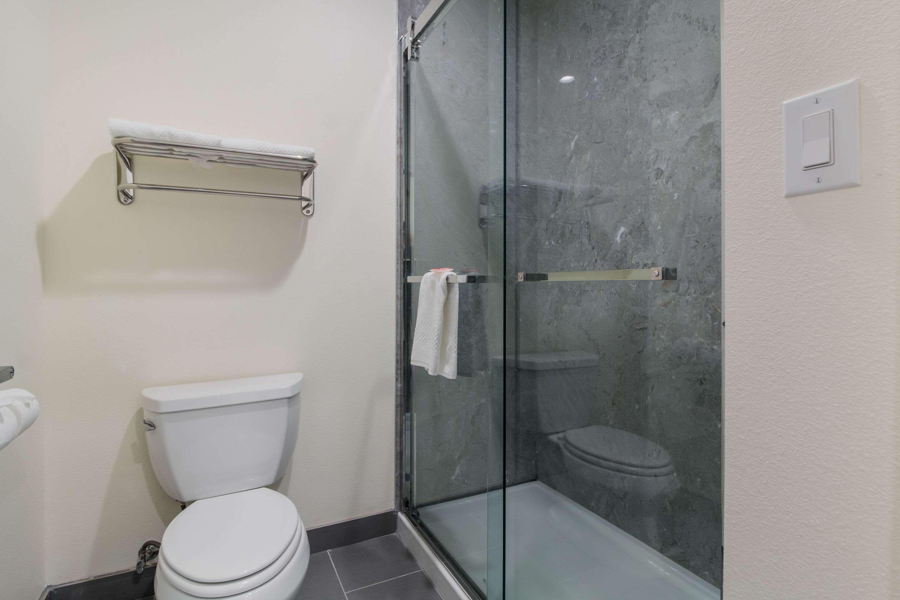 Regency Inn & Suites Humble Fm1960 - Iah Airport 外观 照片