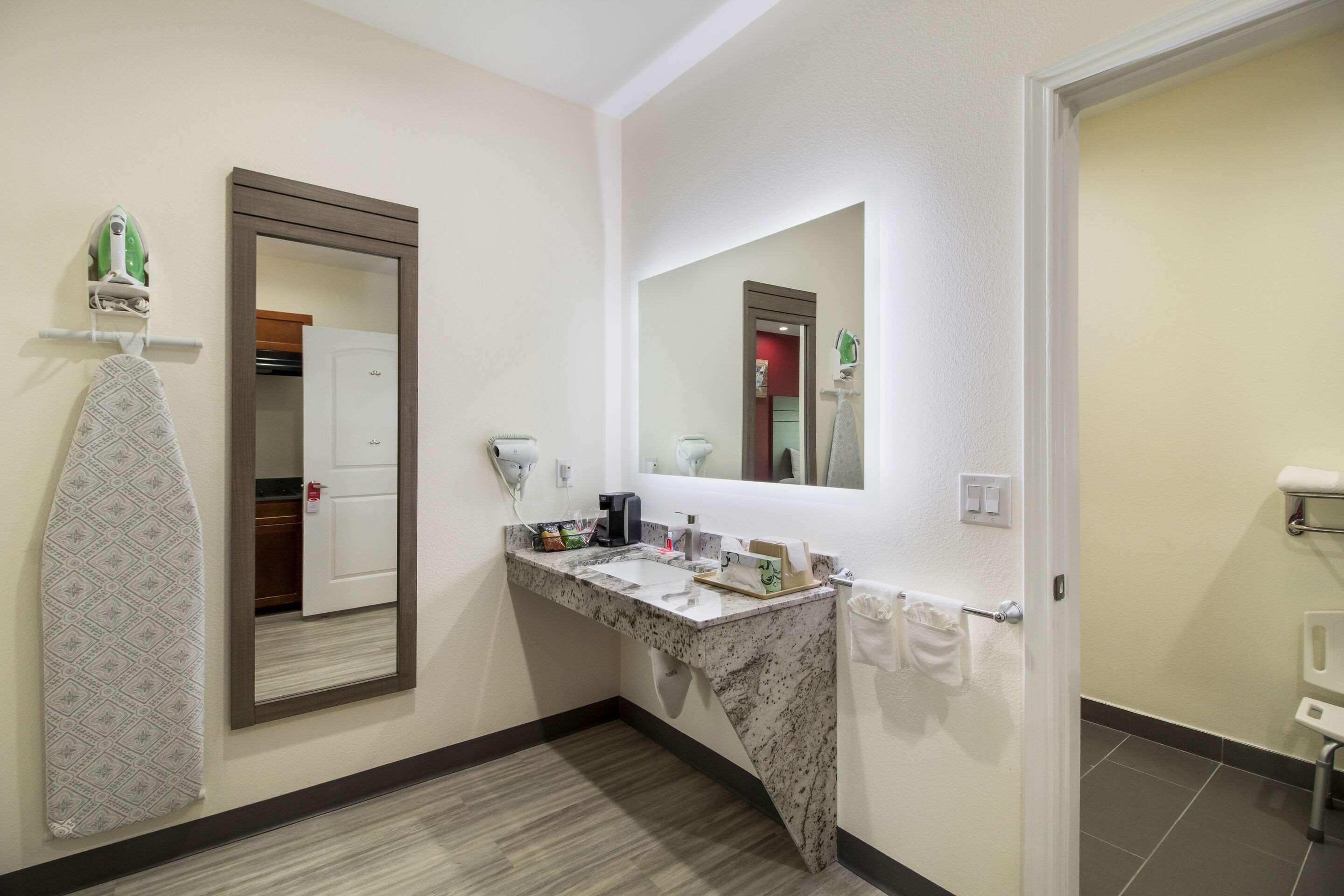 Regency Inn & Suites Humble Fm1960 - Iah Airport 外观 照片