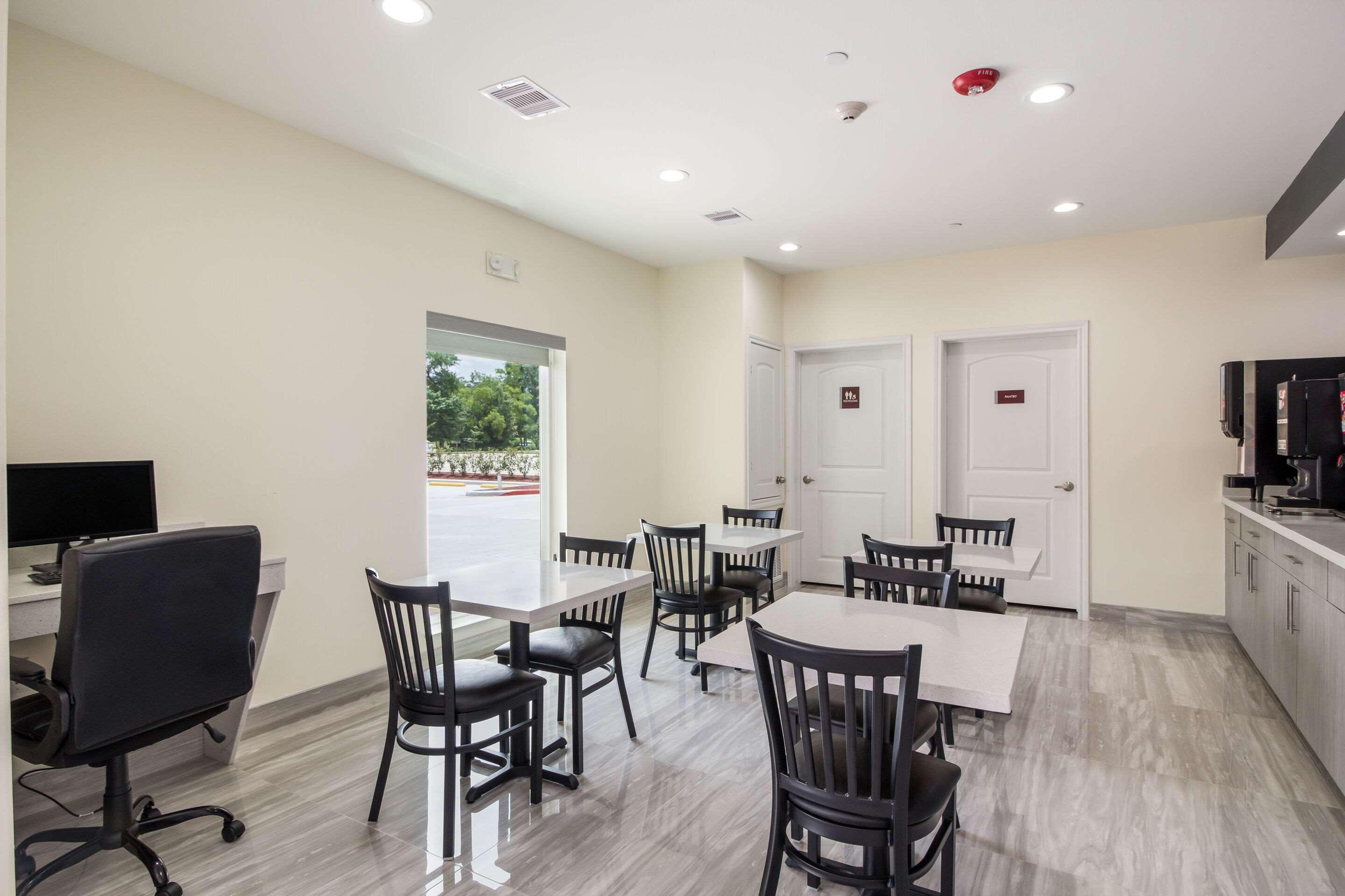 Regency Inn & Suites Humble Fm1960 - Iah Airport 外观 照片