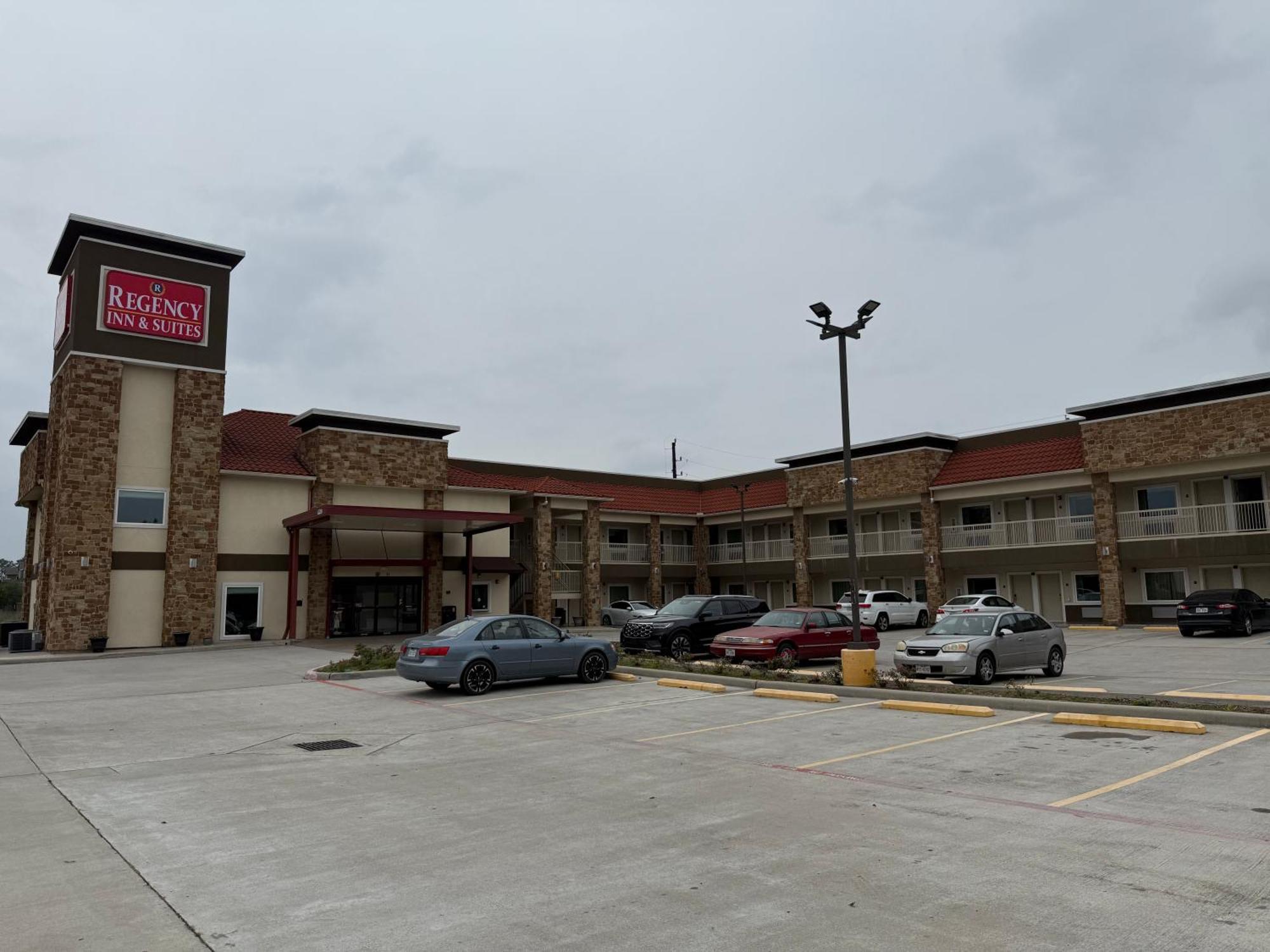 Regency Inn & Suites Humble Fm1960 - Iah Airport 外观 照片